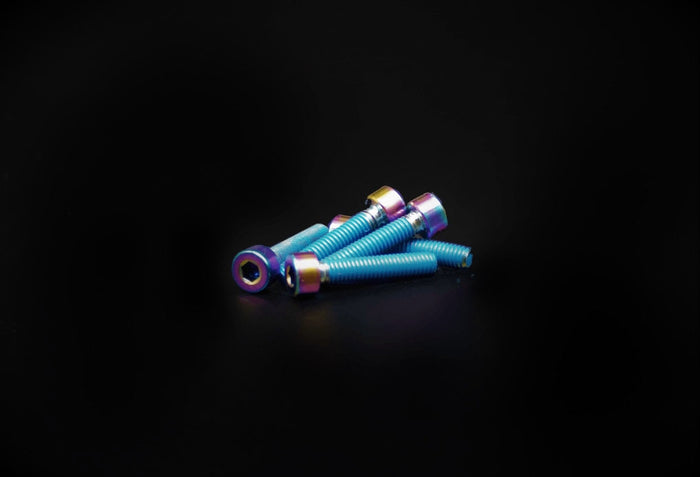 Falcon POM screws (M4 X 20) (5x)