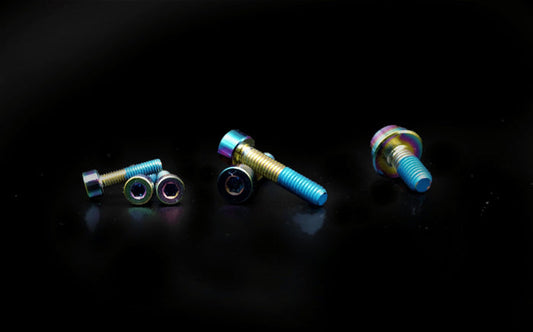 Falcon Case screws